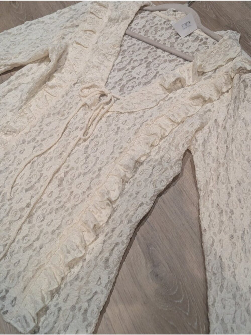 Cream CottageCore Lace Zara cream Bell Sleeve  top - Picture 7 of 9